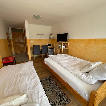 Europa Vendeghaz Guest house