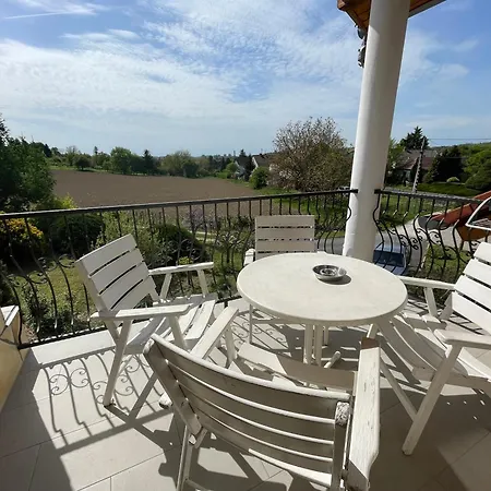 Europa Vendeghaz Casa de hóspedes